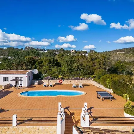 Casa Jardim Villa *