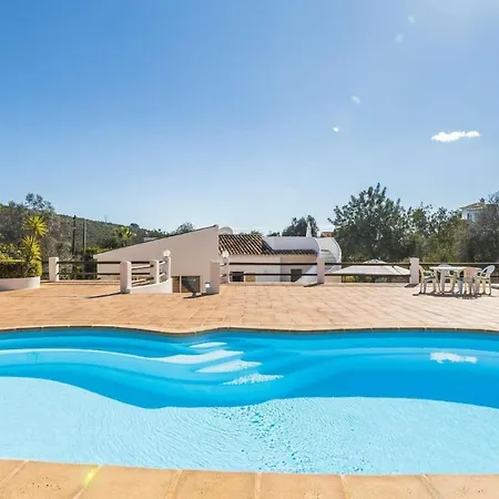 Casa Jardim Loule
